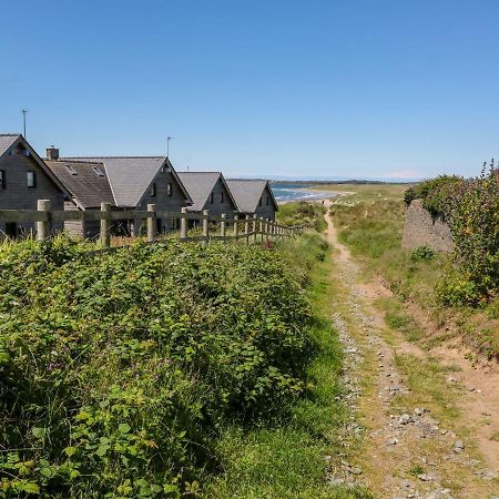 Fabulous Ground Floor Apt Adjacent To Beach Роснейгр Экстерьер фото